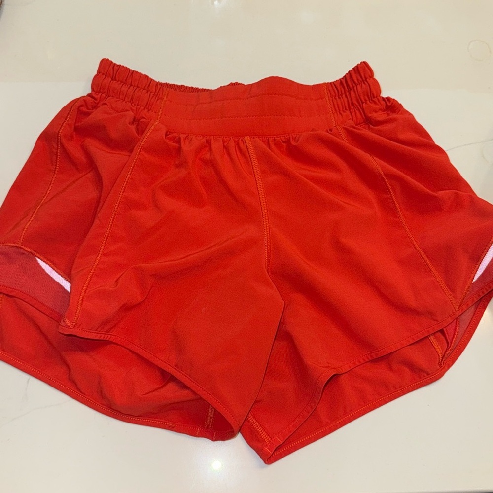 Lululemon hottie hot shorts